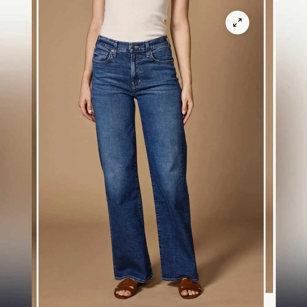 NWOT Edwin Marli Wide leg Jean, High Rise